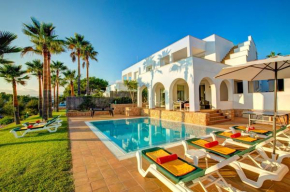 Villa Mar Oberta by Villa Plus